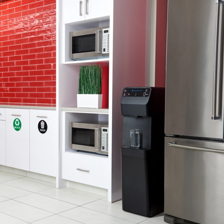 Q4 lifestyle side shot with water glass