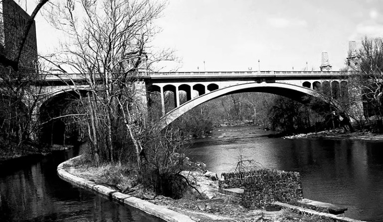 Washington Street Bridge over the Brandywine River and mill race in Wilmington, Delaware